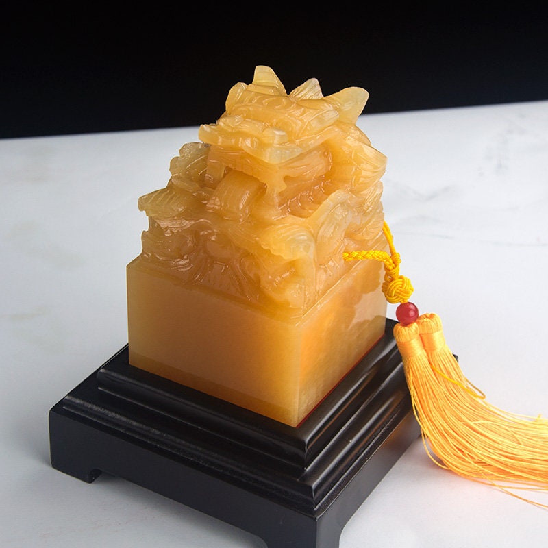 China Imperial jade seal，Chinese Dragon Name Seal, Personal Personalized  Chinese Chop Free Chinese Name Translation Seal.