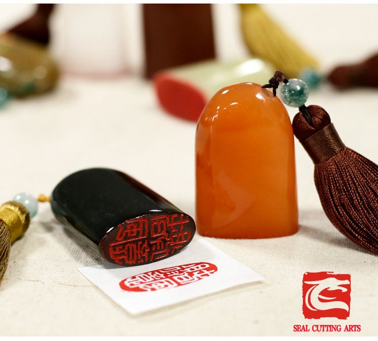 Chinese The ellipse Name Seal, Personal Name Stamp,Custom Chinese Chop Free Chinese Name Translation Seal.